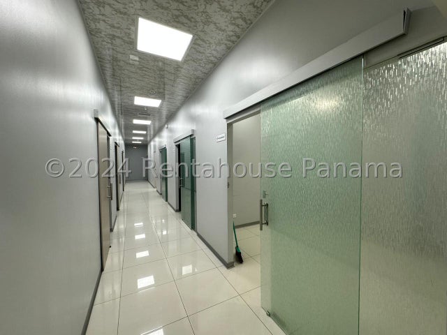 Prime Commercial Space in Los Andes Mall